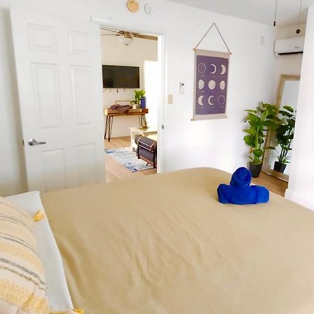 Intimate Casita Mia Minutes Away From Airport, Calle 8, Brickell, Coral Gables, The Beach And More! Майами Экстерьер фото